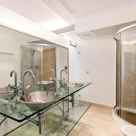 First Line Puerto Banus With Great Views * Marbella